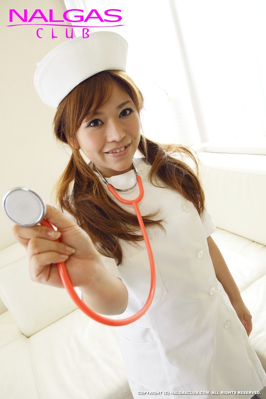 900px x 1350px - Sexy japanese nurse Aoi - JapanFuckPics.com